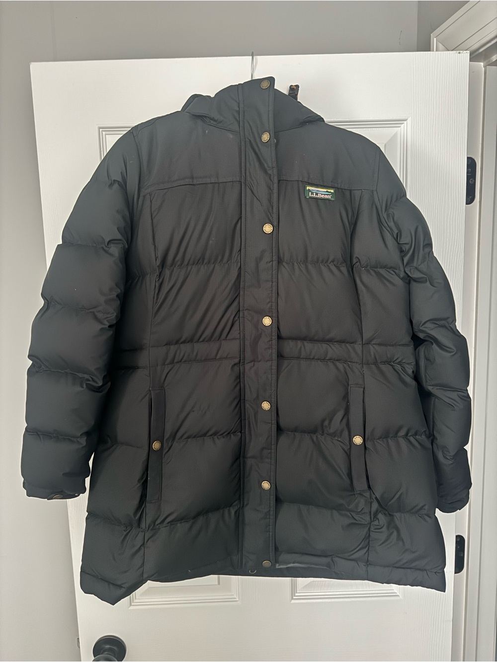 L.L. Bean Black Women’s Mountain Classic Down Parka